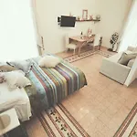 Le Ferule مانفريدونيا